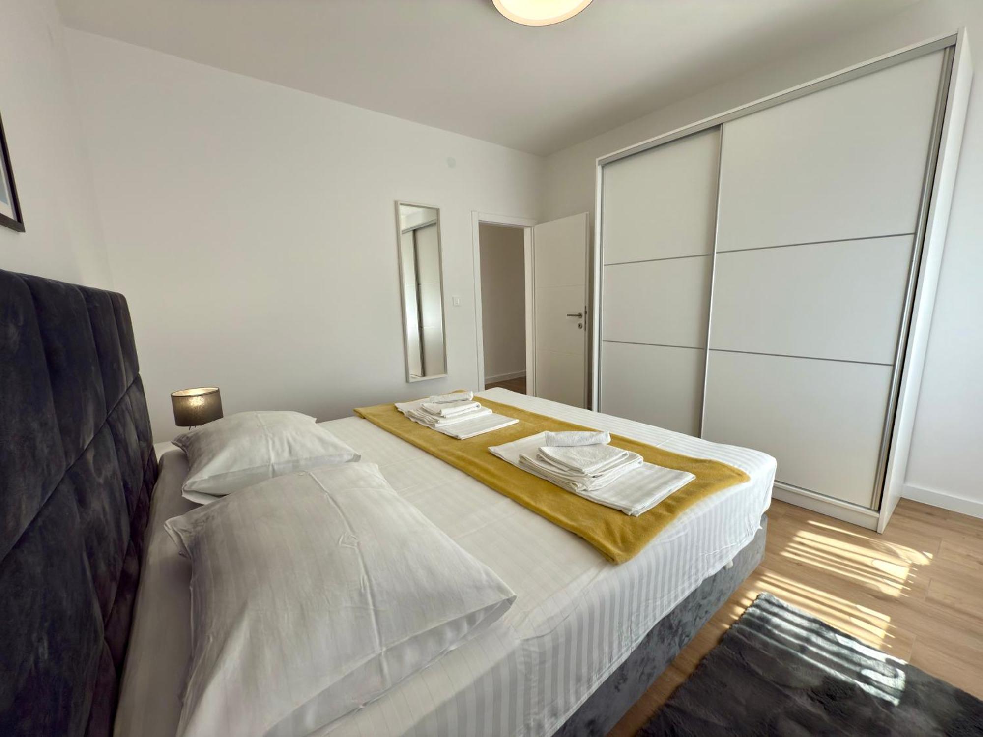 Apartmani Tatjana Novalja Eksteriør bilde